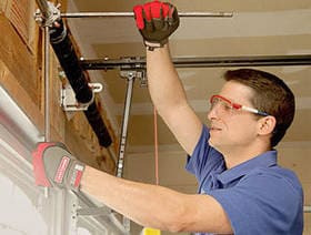 Garage door repair Coral Springs